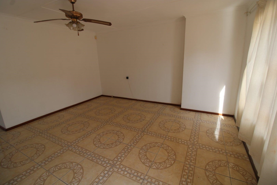 To Let 3 Bedroom Property for Rent in Amalinda Eastern Cape